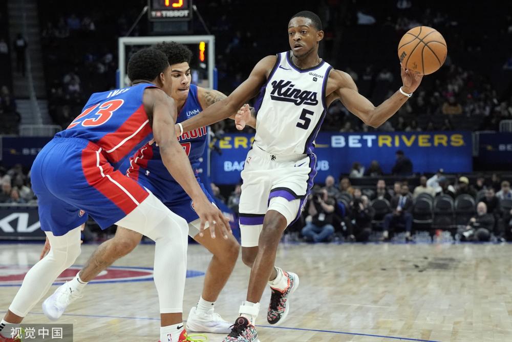 步展现出了 步展现出了